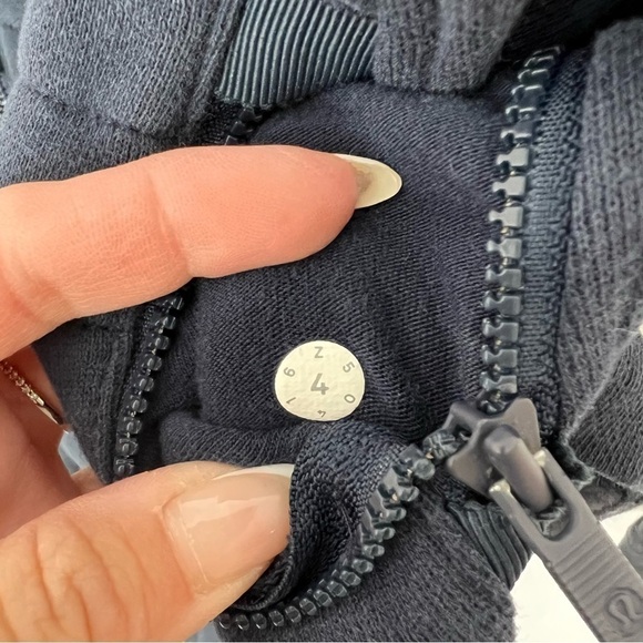 ❄️ LULULEMON Fleece Be True Jacket - Picture 7 of 8